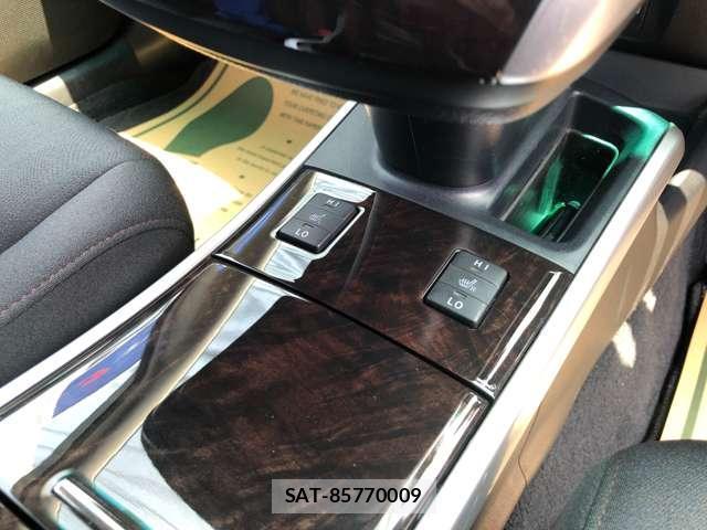 Toyota SAI 2014-02 8221607-10
