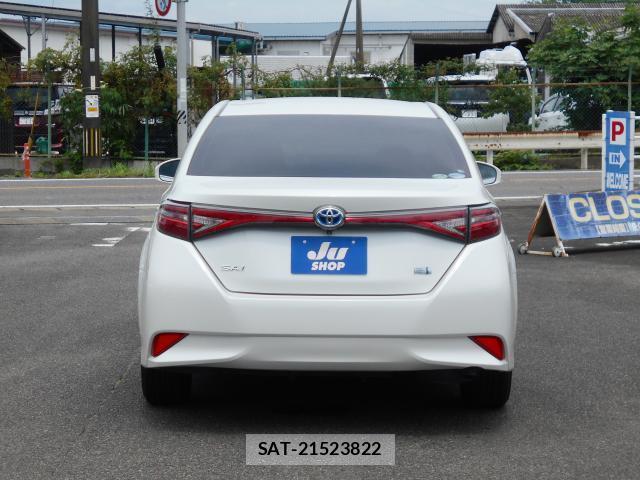 Toyota SAI 2015-05 8222503-1