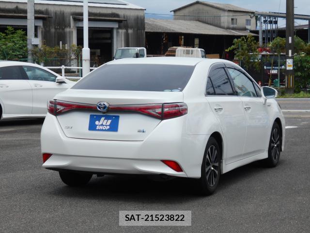 Toyota SAI 2015-05 8222503-13