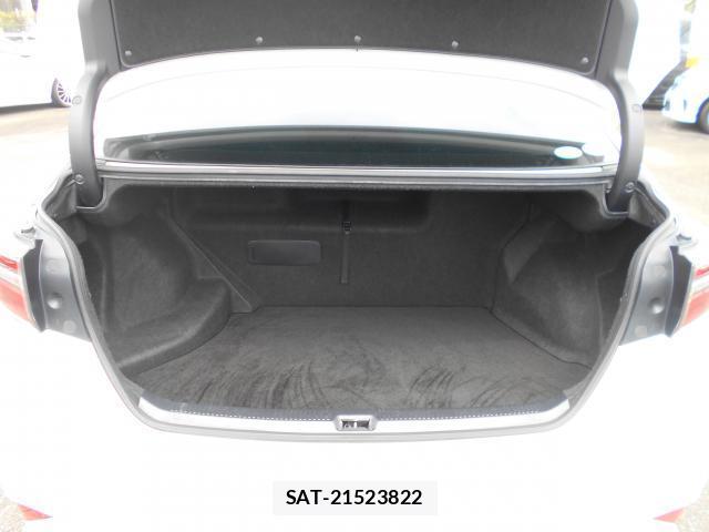 Toyota SAI 2015-05 8222503-18