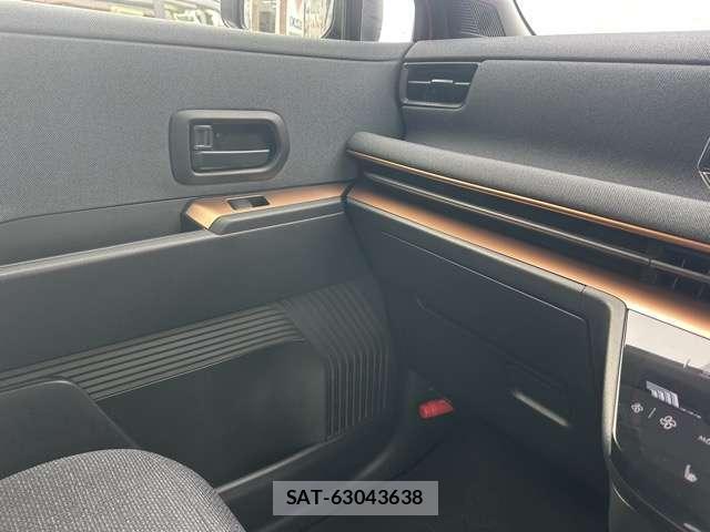 Nissan Sakura 2023-05 8218240-17