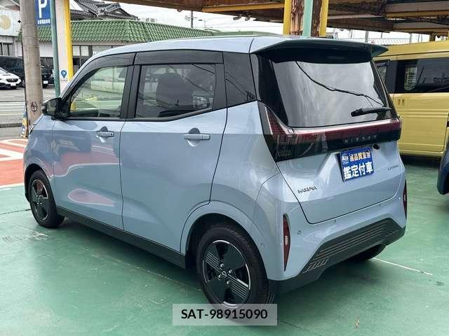 Nissan Sakura 2023-09 8221290-1