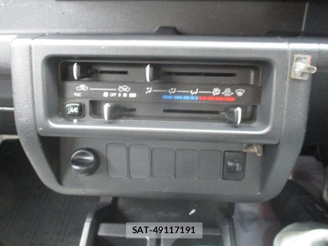 Subaru SAMBAR TRUCK 2016-12 8224278-9