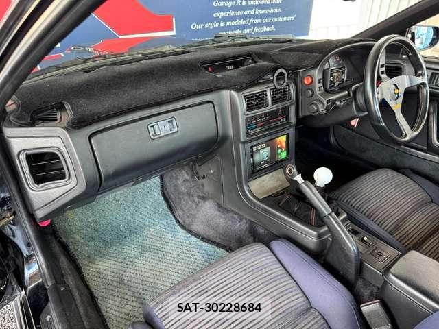 Mazda SAVANNA RX-7 1990-06 8220871-11