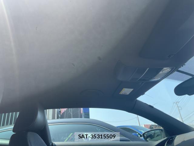 VolksWagen SCIROCCO 2010-01 8219165-16