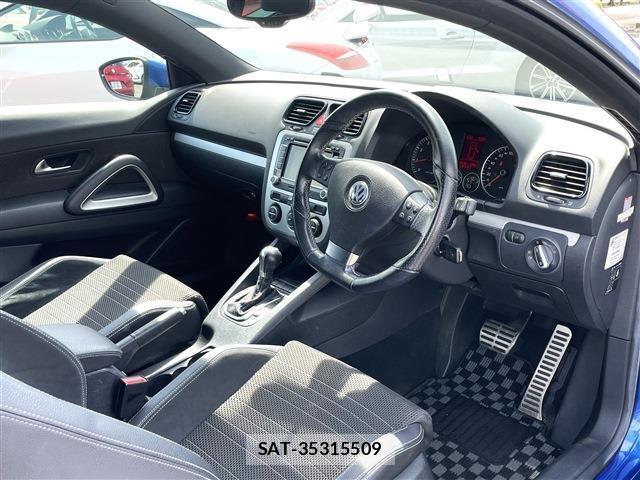 VolksWagen SCIROCCO 2010-01 8219165-2