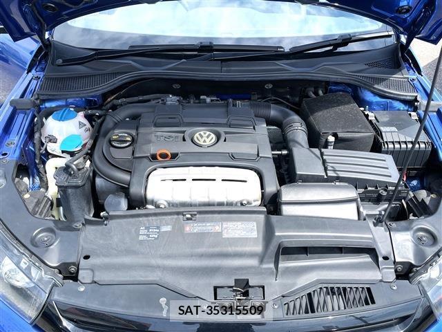 VolksWagen SCIROCCO 2010-01 8219165-7