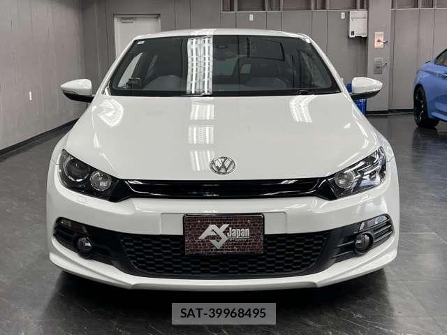 VolksWagen SCIROCCO 2012-01 8225640-6
