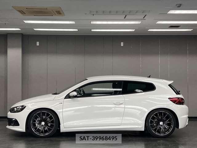 VolksWagen SCIROCCO 2012-01 8225640-8