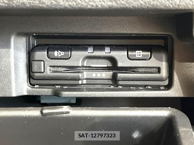 Nissan SERENA 2020-07 8216118-6