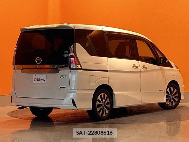 Nissan SERENA 2018-05 8216214-7