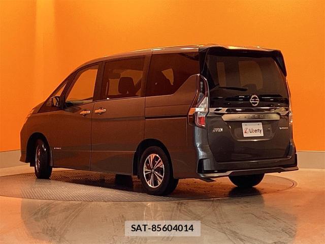 Nissan SERENA 2022-09 8216215-9