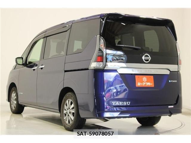Nissan SERENA 2018-08 8216944-11