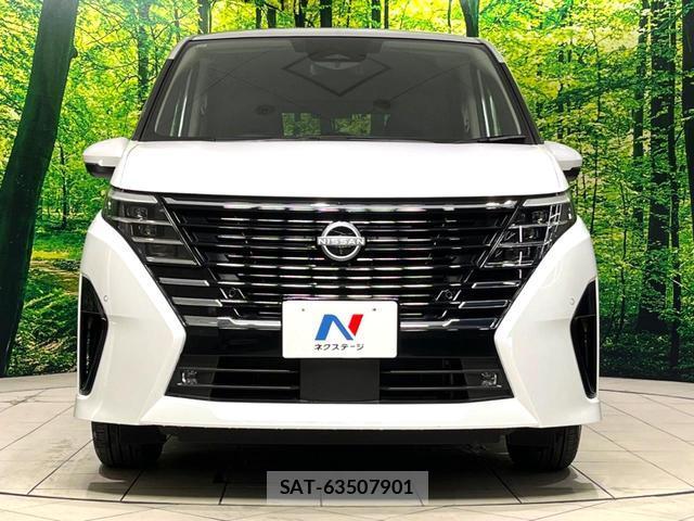 Nissan SERENA 2024-12 8217104-12