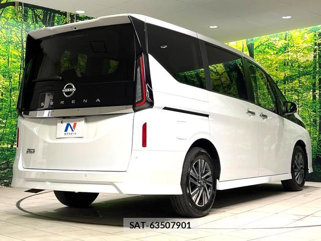 Nissan SERENA 2024-12 8217104-15