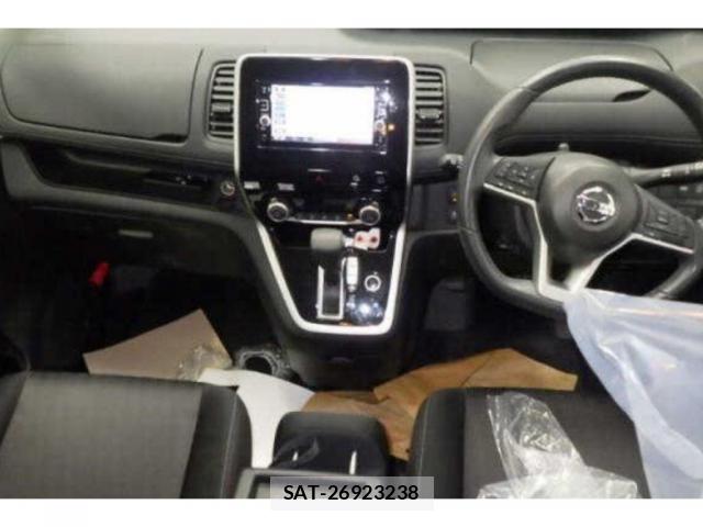 Nissan SERENA 2016-08 8217732-2