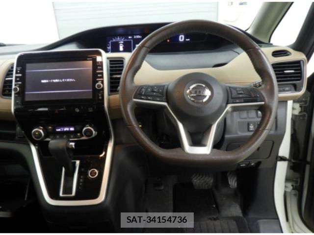 Nissan SERENA 2017-05 8217850-2