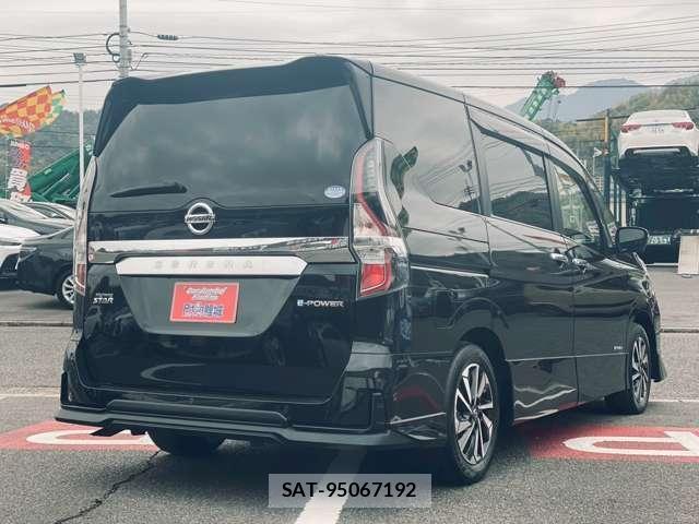 Nissan SERENA 2021-09 8218144-1