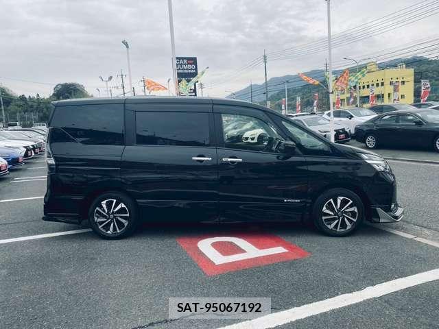 Nissan SERENA 2021-09 8218144-3