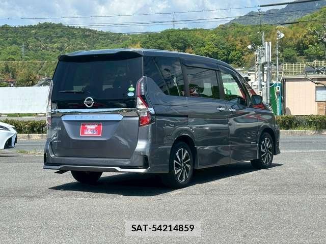 Nissan SERENA 2019-11 8218164-1
