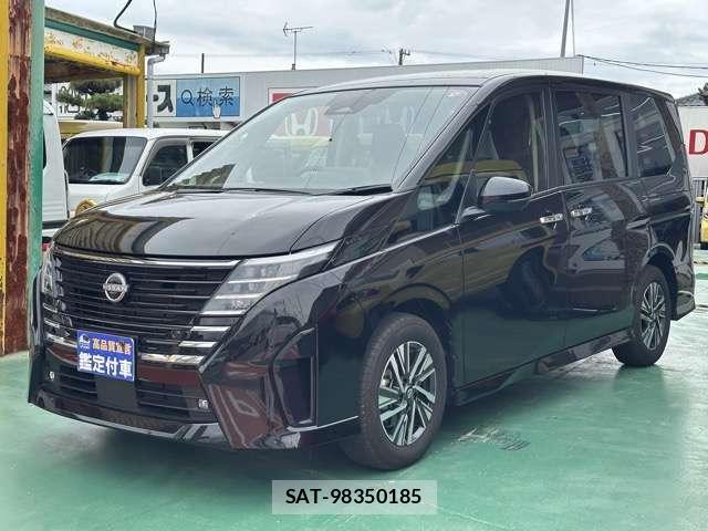 Nissan SERENA 2025-01 8218252-0