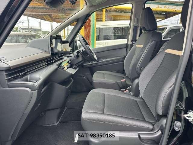 Nissan SERENA 2025-01 8218252-2