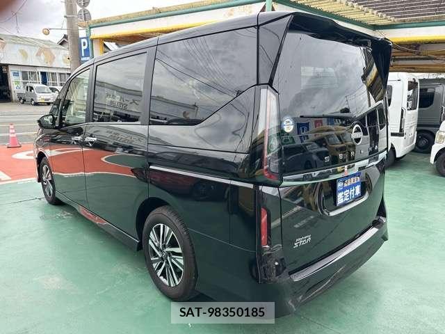 Nissan SERENA 2025-01 8218252-5