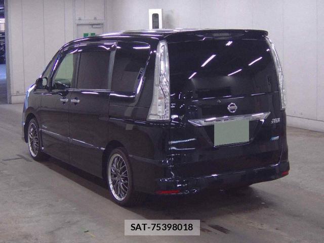 Nissan SERENA 2015-06 8218364-1
