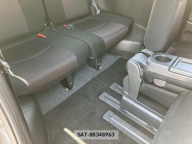 Nissan SERENA 2012-01 8218499-15