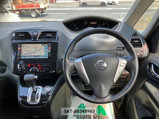 Nissan SERENA 2012-01 8218499-9