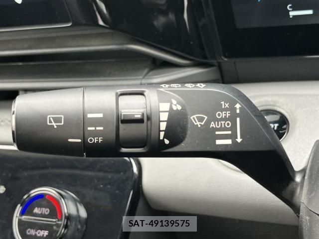 Nissan SERENA 2023-05 8218515-16