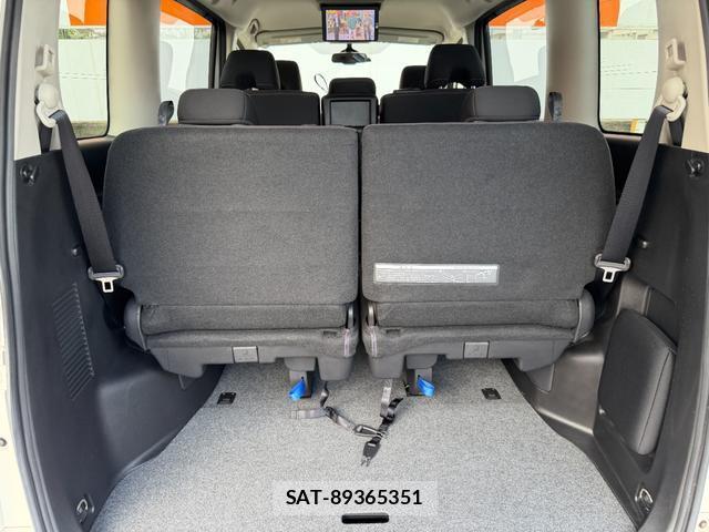 Nissan SERENA 2019-06 8218539-11