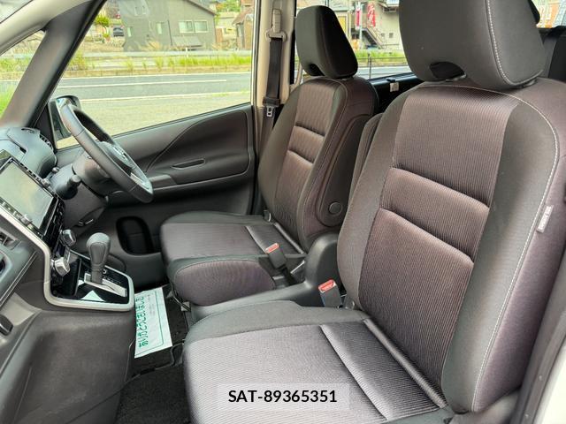 Nissan SERENA 2019-06 8218539-7