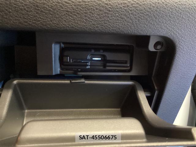 Nissan SERENA 2021-08 8218693-7