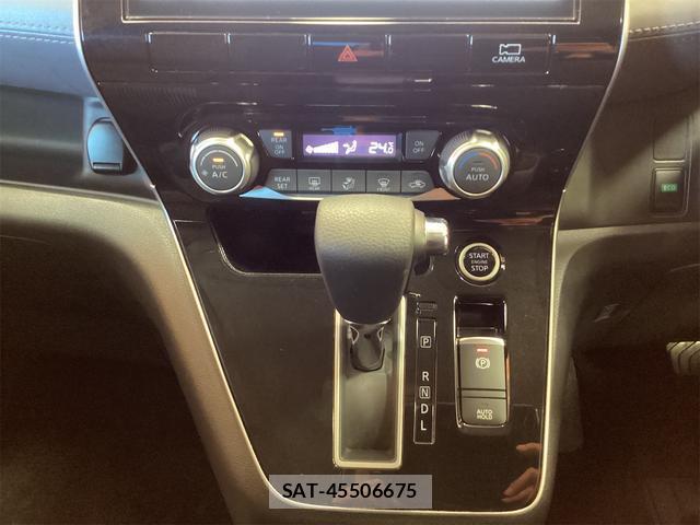 Nissan SERENA 2021-08 8218693-8