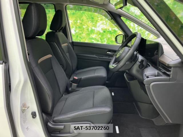Nissan SERENA 2023-02 8218916-3