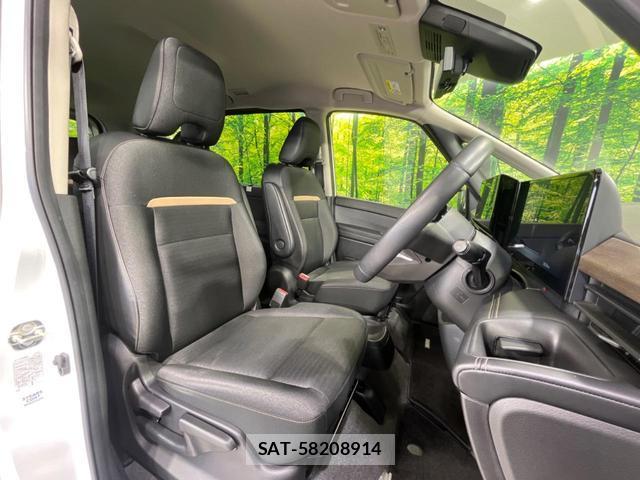 Nissan SERENA 2023-11 8219137-8