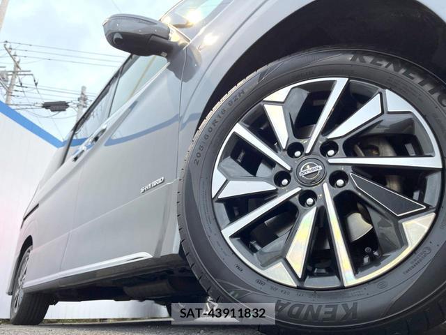 Nissan SERENA 2021-12 8219187-11