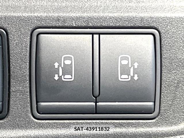Nissan SERENA 2021-12 8219187-5
