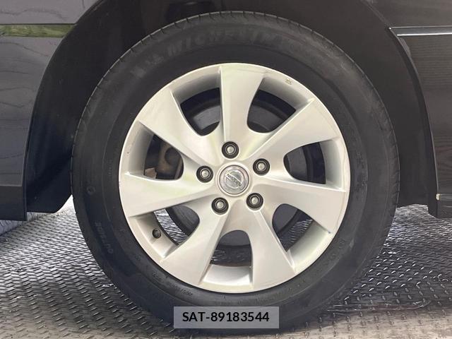 Nissan SERENA 2011-01 8219194-5
