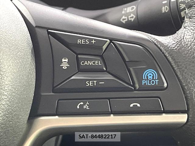 Nissan SERENA 2021-10 8219327-1