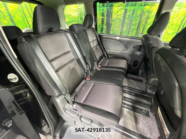 Nissan SERENA 2017-07 8219332-8