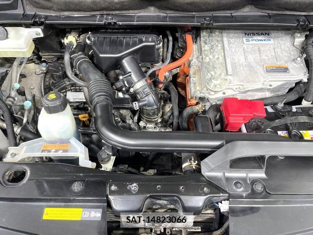 Nissan SERENA 2019-06 8219416-17