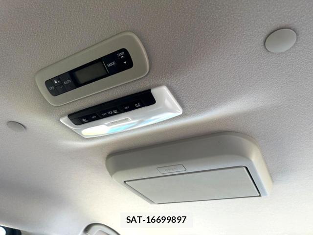 Nissan SERENA 2019-11 8219467-6