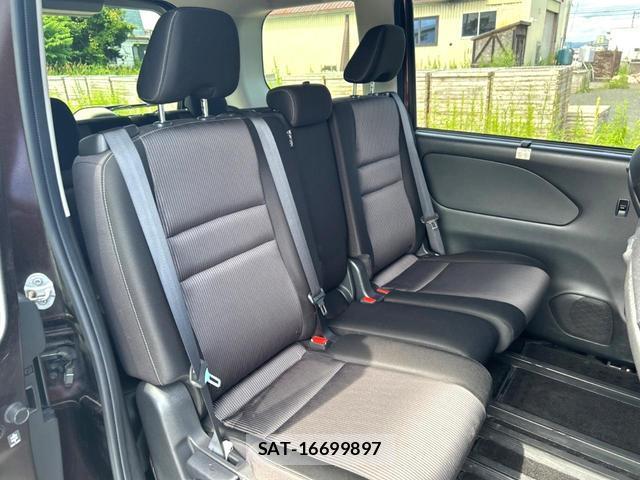 Nissan SERENA 2019-11 8219467-8