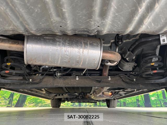 Nissan SERENA 2019-10 8219736-18