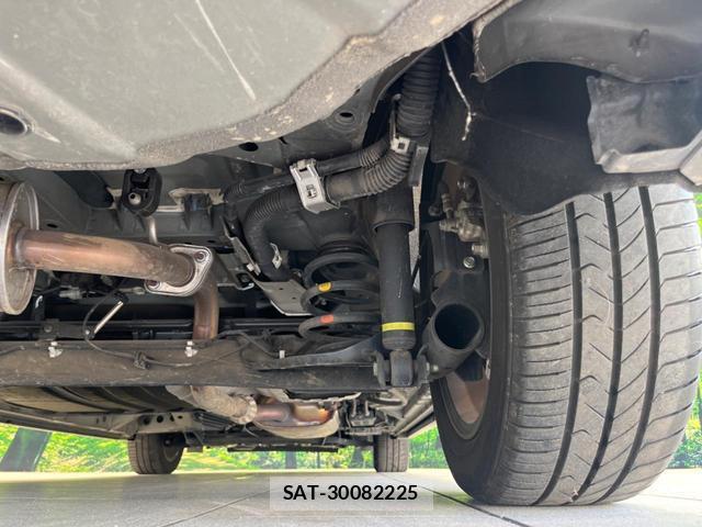 Nissan SERENA 2019-10 8219736-19