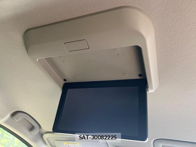 Nissan SERENA 2019-10 8219736-2