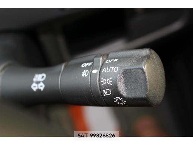Nissan SERENA 2012-01 8219924-12
