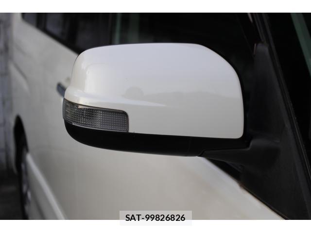 Nissan SERENA 2012-01 8219924-18